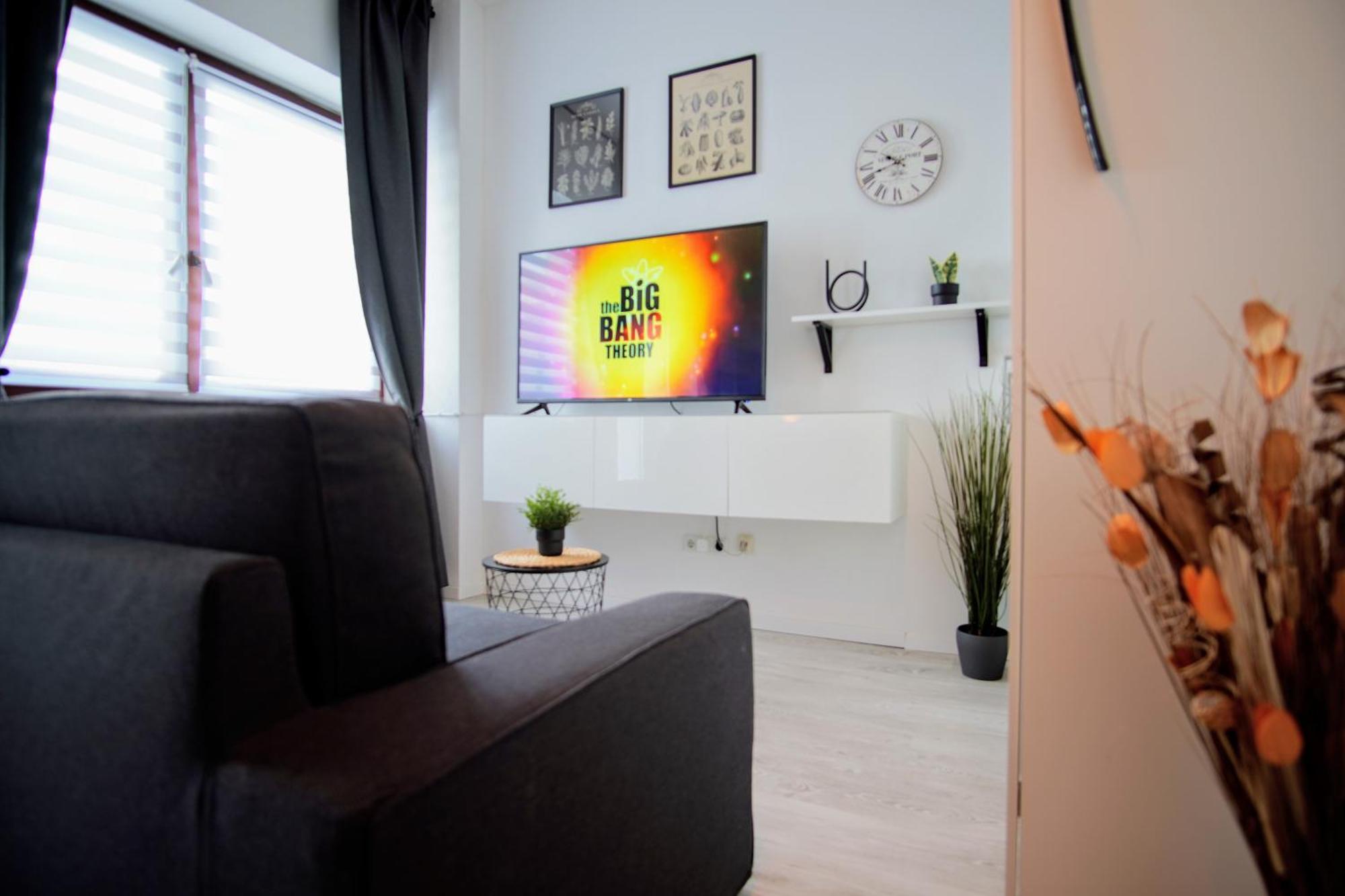 Lenastay I Nostalgieapartment I Innenstadt Kaiserslautern Bagian luar foto
